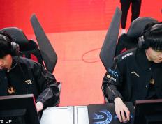 关于Rookie迎来三赛季高光表现，RNG球迷沸腾！的信息