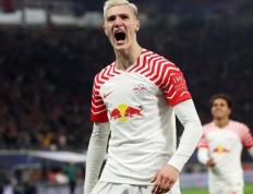  今晨莱比锡备战英超；战术微调细节曝光；悬念犹存；轮换策略成焦点